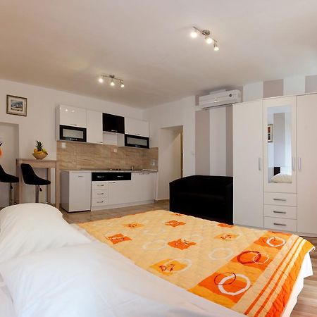 Central Luxury Rooms Izidor Split Szoba fotó