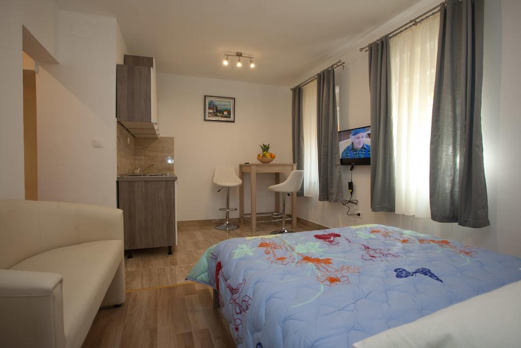 Central Luxury Rooms Izidor Split Szoba fotó