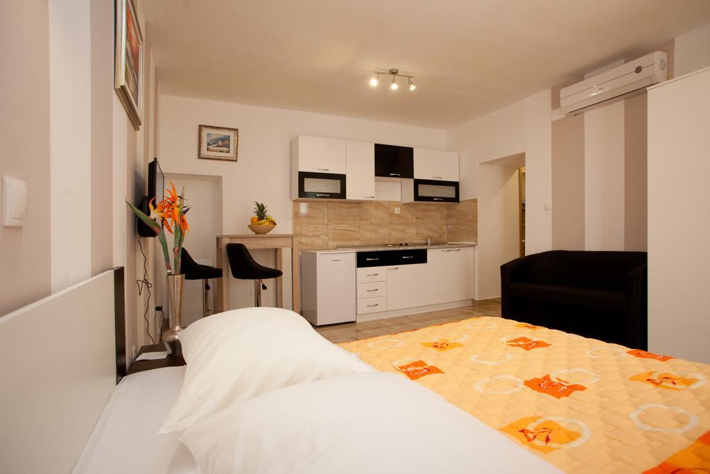 Central Luxury Rooms Izidor Split Szoba fotó